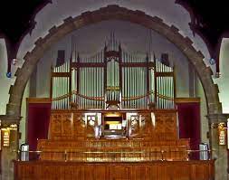 The Blackett and Howden organ at Heaton Methodist Church